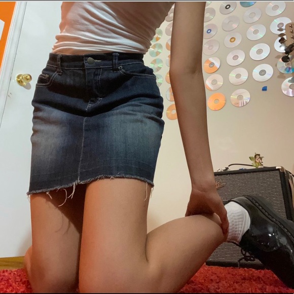 Rare💋DENIM MINI SKIRT💋 - Picture 1 of 5